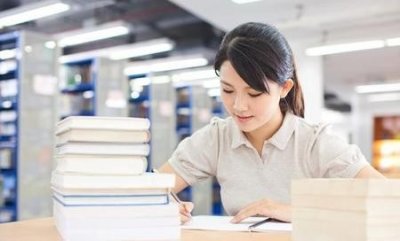 ​没学历没特长做什么工作好(30岁女生学什么技能工作比较好)