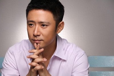 ​“痴情男”高鑫，出身名门贵族，娶云南姑娘王一楠，24年不离不弃