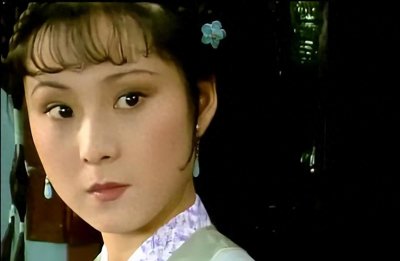 ​演员安雯：救夫还债9年，丈夫患癌去世，如今她过得怎么样了？