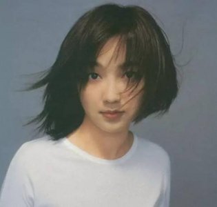 ​陈慧娴素颜出镜,头发乱还湿,患焦虑症后曾一度撞墙,55岁状态极佳
