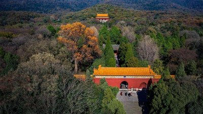​朱元璋死后葬于明孝陵，为何600多年无人盗墓，不敢还是不能？