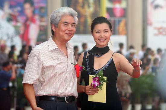 老电影红牡丹姜黎黎主演（旧影漂亮的红牡丹）(63)