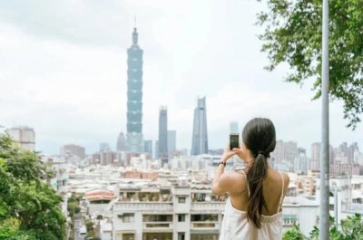 ​台交通事务主管部门称台境内旅游人次达2.2亿，台网友质疑“出门买菜都算进去”