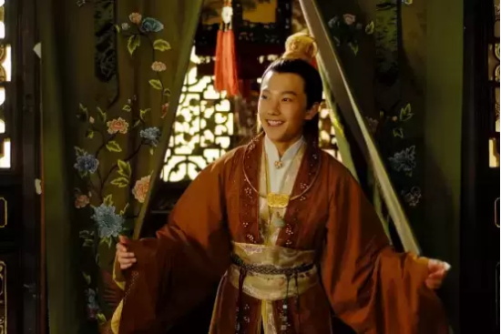 杨洋作品哪部最好看（杨洋最受好评的十部作品推荐）