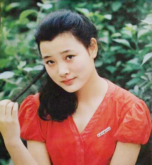 看看电影明星陈冲的生活近况（情感沧桑亲情带泪）(9)
