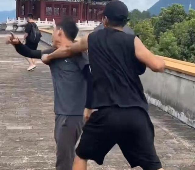 《莲花楼》剧组打架原因是什么 剧组打架原因有哪些？