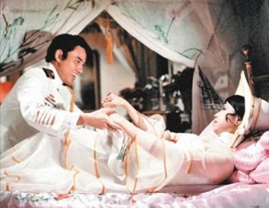 ​“女版007”狄娜：追求者为其险些自杀，她有着怎样的传奇人生？