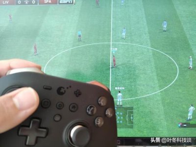 ​玩游极品飞车17怎样降低方向盘灵敏度（极品飞车17怎么设置灵敏度)