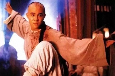 ​历史上的方世玉：铜筋铁骨的他是怎么死的？24岁被师太踢肛而亡