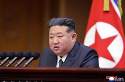 ​金正恩：只要美方放弃无核化目标，就能会晤特朗普