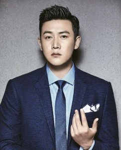 ​“小鲜肉鼻祖”——陆毅