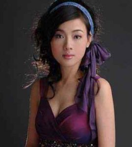 ​陈思思背景 陈思思个人资料简介 陈思思家庭背景图片资料