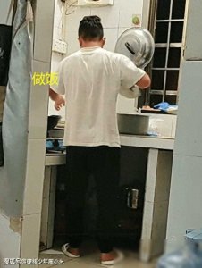 ​广东女子同居月余，男友全包家务，幸福满满！