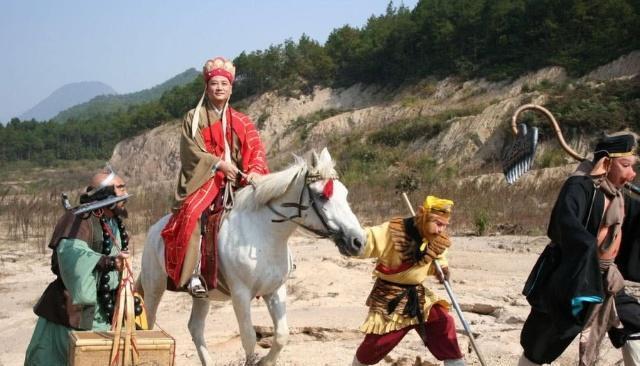 西游记中大鹏鸟真的比孙悟空强吗?其实孙悟空根本没使出全力