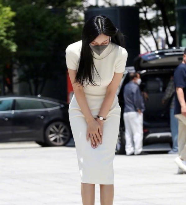 金素妍主演的电视剧(顶楼3演员齐聚金素妍站C位)