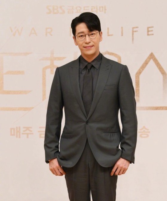 金素妍主演的电视剧(顶楼3演员齐聚金素妍站C位)