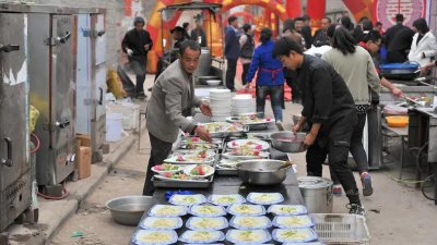 ​参加酒席成为农民生活新负担