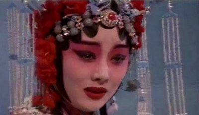 ​刘蓓的彪悍人生：3次婚姻却只嫁过2个男人，两度成为张若昀后妈