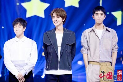 ​F4再登《天天向上》浪漫演绎《for you》