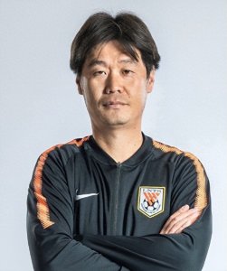 ​盘点中国足坛“一人一城”代表人物之李霄鹏