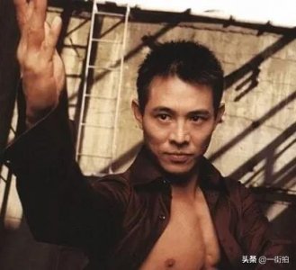 ​李连杰22岁到46岁颜值变化（56岁李连杰真显老）