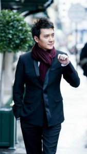 ​冯绍峰的家境和个人资料，赵丽颖结(冯绍峰赵丽颖婚姻状况)