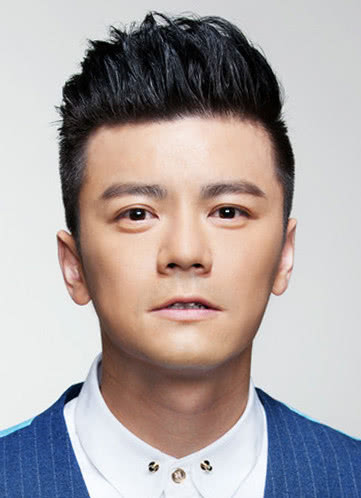 唐以诺个人资料写真作品