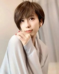 ​宅男女神乃亚写真分享，痴女姐姐YYDS！