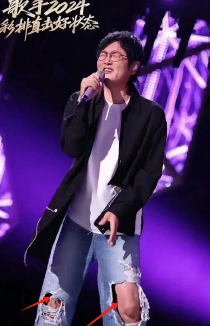 孙楠体重比汪苏泷轻还是个腿精又细又直 成功闯入虾系男友赛道