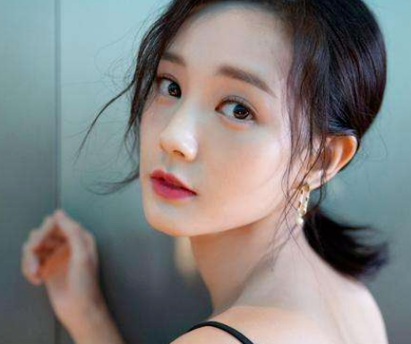 还记得10年前这档相亲节目吗？22岁的李一桐，整没整容一目了然