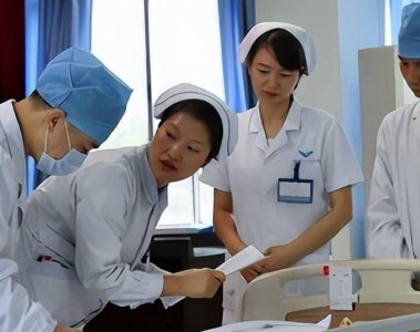 ​医学生培养了八年 为何还不会看病?（医学实践需要的是一定的临床经验和技能）