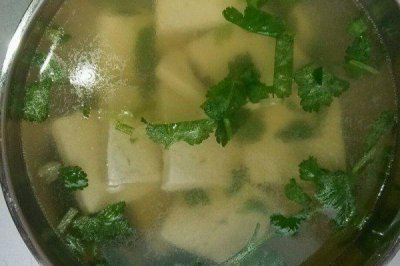 ​豆腐汤的8种家常做法（清炖豆腐汤的做法步骤）