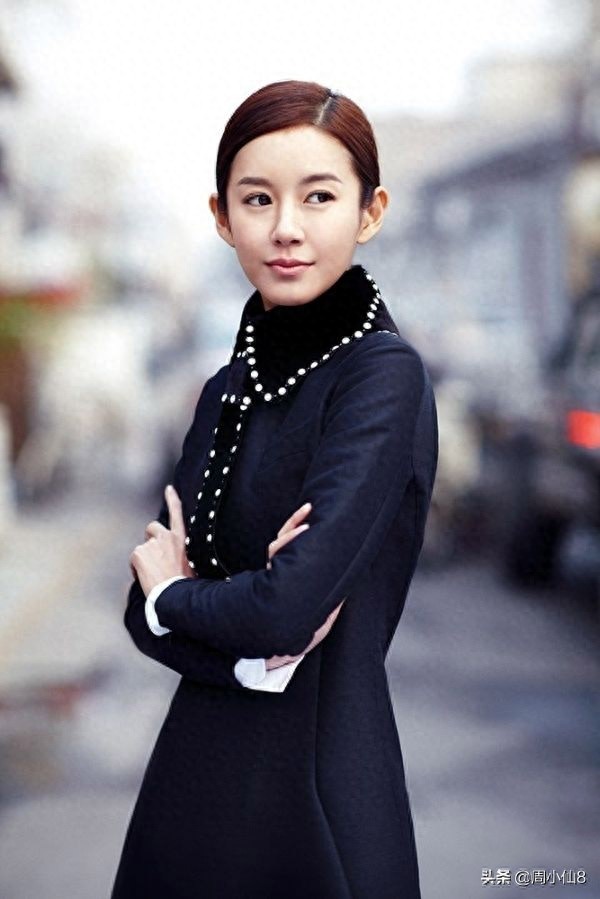 明星张子萱,娱乐圈偶像演员,外貌甜美,是具有潜力的女艺人