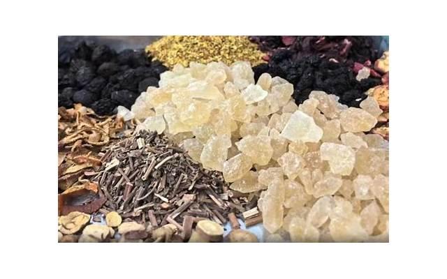 谈恋爱该男生主动吗? 谈恋爱该男生主动吗?