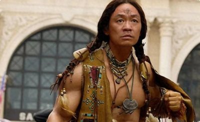 ​王宝强的腹肌照，戳破了多少男明星的“假猛男”的滤镜？