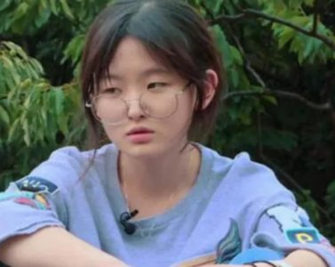 ​还记得《变形计》的陈思媛吗？曾经疯狂追星，如今与“他”同框