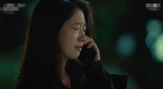 玄彬洒泪只剩朴信惠雨中激吻100秒