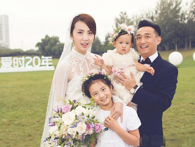 大家都以为黄磊最爱孙莉, 看完他的微博, 才知他心中藏着一个女人