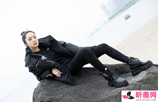 徐静蕾个人资料年龄简介 徐静蕾老公是谁