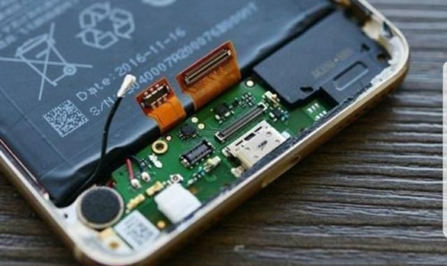 手机进水怎么办,手机进水怎么办?图1