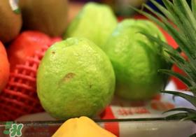 青枣和草莓能一起吃吗？青枣和草莓一起吃好吗？