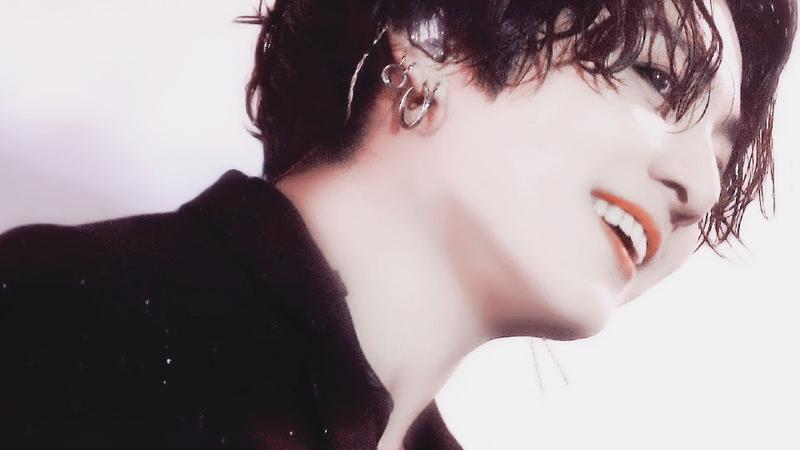 为什么男生喜欢晚上找你聊天，异性半夜给你发微信代表啥