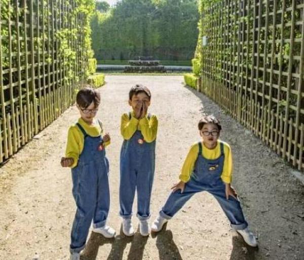 宋家三胞胎即将上小学，爸爸宋一国不仅担心打群架，还为成绩苦恼