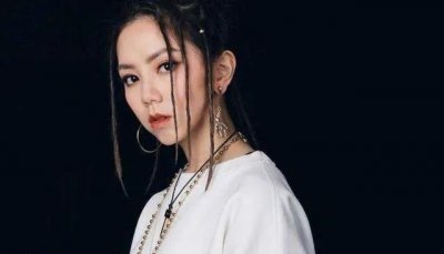 ​邓紫棋的《泡沫》堪称巅峰之作，殊不知歌曲背后是她心酸的故事