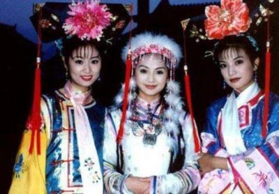 ​20年前“香妃”刘丹车祸意外身亡，葬礼上哭到昏厥的男友啥样了