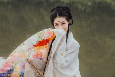 ​小说：她李允卿一生为大秦，到头来却落得如此下场，生不如死