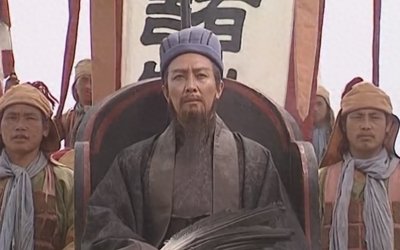 ​不同演员的诸葛亮，唐国强卧龙本尊，陆毅太稚嫩，曾志伟让人想笑