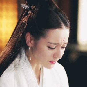 ​7名古装美人落泪图，有人流的虚假，有人真情流露