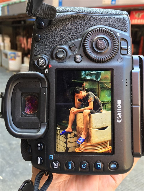 成都青石桥海鲜市场纪实 网友：品种不如武汉华南海鲜市场多