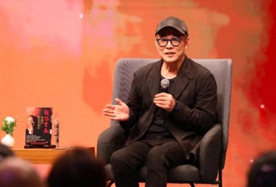 ​60岁功夫巨星李连杰被传去世，本人回应：我还没死！网友说我死了很多次，其实